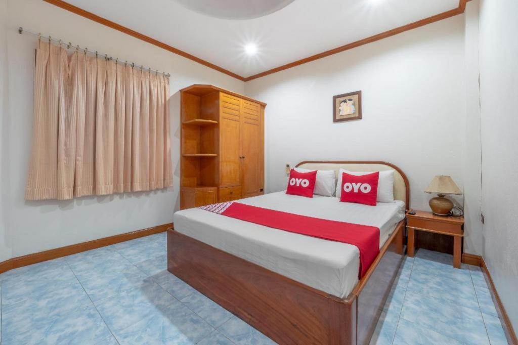 Oyo 1125 Chokdee Inn Паттайя Экстерьер фото